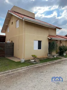Casa de Condomínio com 4 Quartos à venda, 80m² no , Mairinque