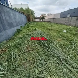 à venda, 250m² no Loteamento Villa Branca, Jacareí