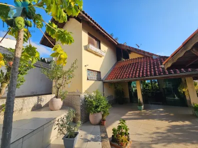 Casa com 3 Quartos à venda, 386m² no Vila Oliveira, Mogi das Cruzes