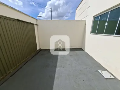 Casa com 3 Quartos para alugar, 71m² no Granada, Uberlândia