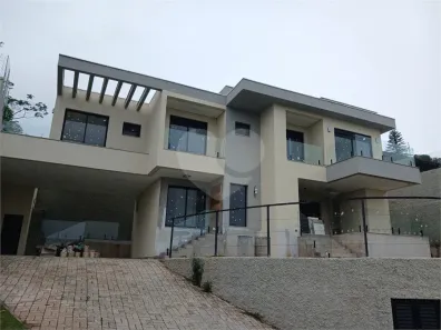 Sobrado com 3 Quartos à venda, 269m² no Roseira, Mairiporã