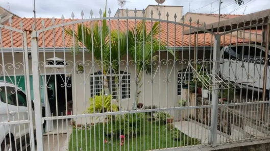 Casa com 3 Quartos à venda, 111m² no Conjunto Semiramis Barros Braga, Londrina