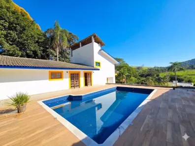 Casa de Condomínio com 4 Quartos à venda, 210m² no Caraguatá, Mairiporã