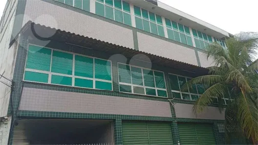 Prédio Comercial para alugar, 790m² no Neves (Neves), São Gonçalo