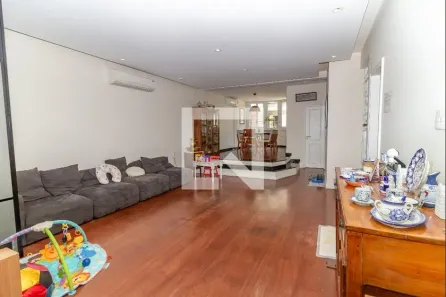 Casa com 4 Quartos à venda, 390m² no Vila Ipojuca, São Paulo