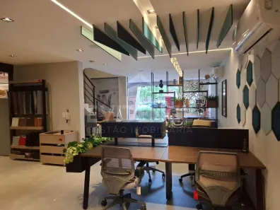 Ponto Comercial à venda, 138m² no Santa Lúcia, Vitória