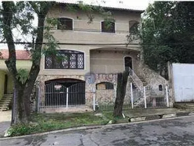 Sobrado com 5 Quartos à venda, 450m² no Jardim Santa Mena, Guarulhos