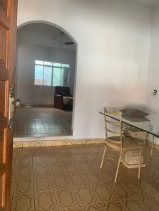 Casa com 2 Quartos para alugar, 180m² no Vila Maria José, Goiânia