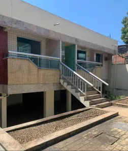 Apartamento com 2 Quartos para alugar, 75m² no Imbetiba, Macaé