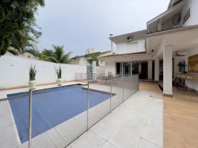 Casa de Condomínio com 4 Quartos à venda, 352m² no Vila Marieta, Campinas