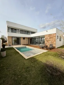 Casa de Condomínio com 4 Quartos à venda, 360m² no São Pedro, Juiz de Fora
