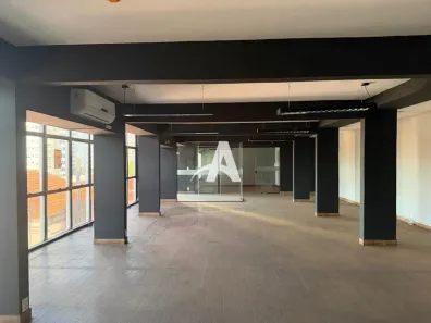Sala Comercial para alugar, 280m² no Fundinho, Uberlândia