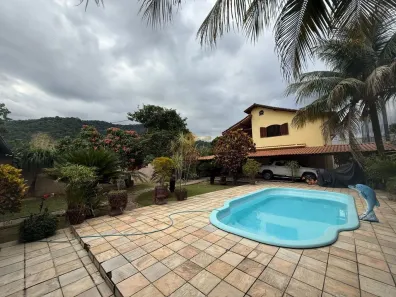 Casa com 3 Quartos à venda, 268m² no Parada Modelo, Guapimirim