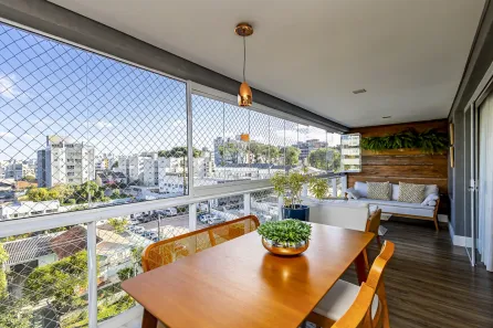 Apartamento com 3 Quartos à venda, 158m² no Água Verde, Curitiba