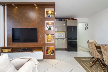Apartamento com 3 Quartos à venda, 74m² no Portão, Curitiba