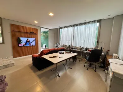 Casa com 3 Quartos à venda, 181m² no Itu Novo Centro, Itu