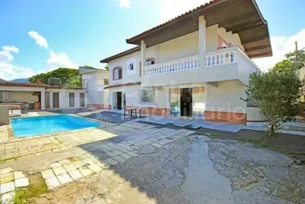 Casa com 4 Quartos à venda, 401m² no Centro, Peruíbe