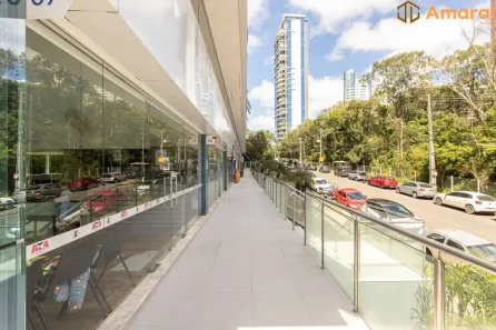 Ponto Comercial à venda, 140m² no Campo Comprido, Curitiba