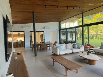 Sobrado com 6 Quartos à venda, 1060m² no Marina, Mangaratiba