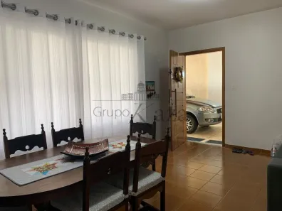 Imóvel Comercial com 3 Quartos à venda, 175m² no Jardim Satélite, São José dos Campos