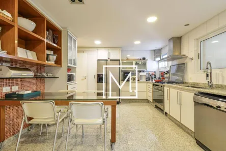 Apartamento com 3 Quartos à venda, 180m² no Jardim Europa, São Paulo