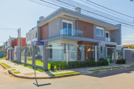 Casa de Condomínio com 3 Quartos à venda, 240m² no Estância Velha, Canoas