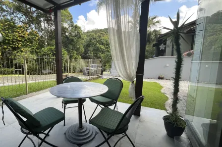 Casa com 3 Quartos à venda, 185m² no São Marcos, Joinville