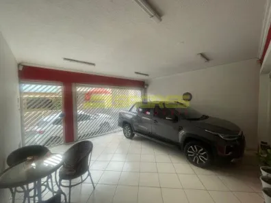 Casa com 3 Quartos para alugar, 90m² no Carandiru, São Paulo