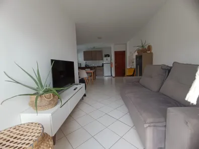 Apartamento com 3 Quartos para alugar, 85m² no Itacorubi, Florianópolis