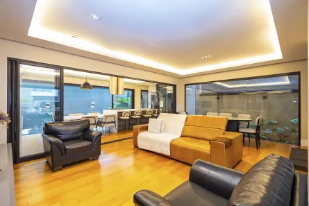 Casa de Condomínio com 4 Quartos à venda, 281m² no Santo Inácio, Curitiba