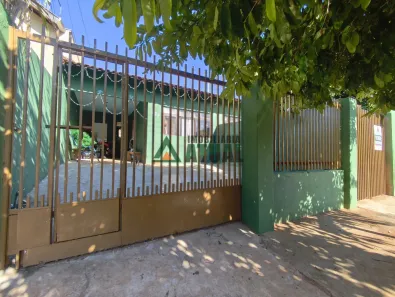 Casa com 3 Quartos à venda, 70m² no Jardim Paris, Londrina
