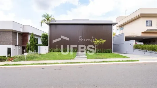 Casa de Condomínio com 4 Quartos à venda, 400m² no Jardins Paris, Goiânia