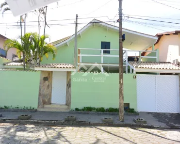 Casa com 6 Quartos à venda, 400m² no Balneário Stella Maris, Peruíbe