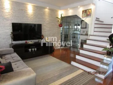 Sobrado com 3 Quartos à venda, 223m² no Vila Nair, São Paulo