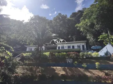 Fazenda/Sítio com 7 Quartos à venda, 180m² no Parque Duque, Duque de Caxias