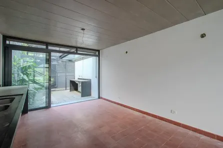 Casa de Condomínio com 2 Quartos à venda, 240m² no Vila Ipojuca, São Paulo