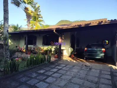 Casa com 3 Quartos à venda, 196m² no Itaipu, Niterói