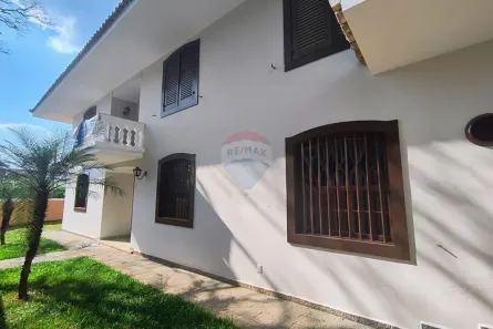 Imóvel Comercial com 4 Quartos para alugar, 301m² no Jardim São Carlos, Campinas