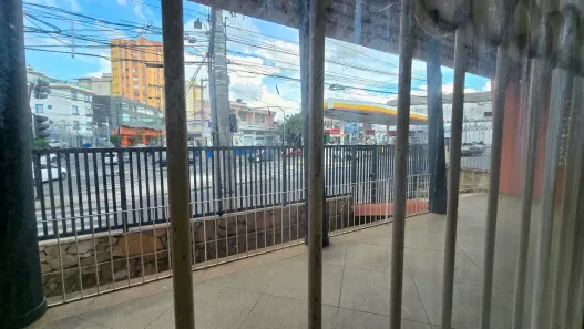 Imóvel Comercial com 4 Quartos para alugar, 547m² no Calafate, Belo Horizonte