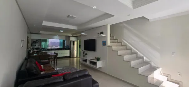 Casa com 3 Quartos à venda, 160m² no Municípios, Balneário Camboriú