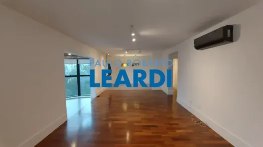 Apartamento com 3 Quartos para venda ou aluguel, 160m² no Jardim Morumbi, São Paulo