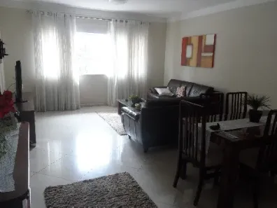 Casa com 3 Quartos à venda, 197m² no Jardim Amália, Volta Redonda
