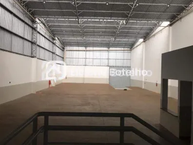 Galpão/Depósito/Armazém para alugar, 1050m² no Marta Helena, Uberlândia