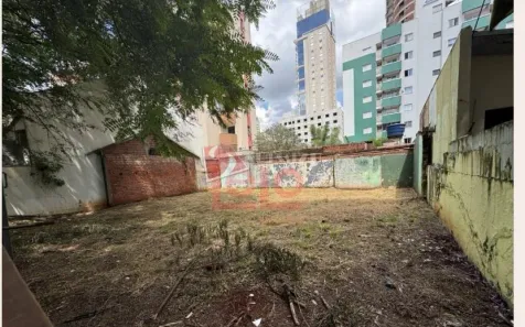 Lote/Terreno à venda, 217m² no Zona 07, Maringá