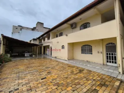 Casa com 4 Quartos à venda, 392m² no Grã-Duquesa, Governador Valadares