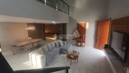 Casa com 4 Quartos à venda, 380m² no Centro, Palhoça