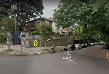 Casa com 5 Quartos para alugar, 700m² no Três Figueiras, Porto Alegre