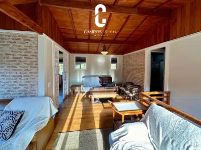Casa com 3 Quartos à venda, 240m² no Vale Encantado, Campos do Jordão