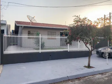 Casa com 3 Quartos à venda, 133m² no Bandeirantes, Londrina