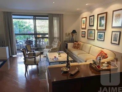 Apartamento com 4 Quartos para alugar, 210m² no Santa Cecília, São Paulo